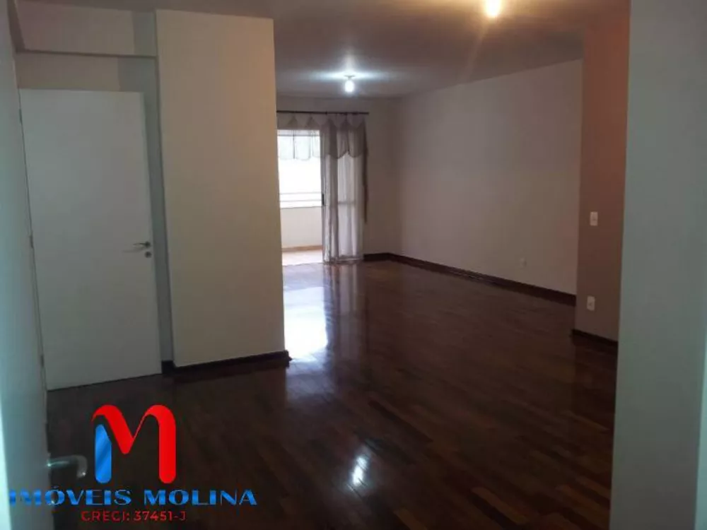 Apartamento à venda com 3 quartos, 155m² - Foto 4