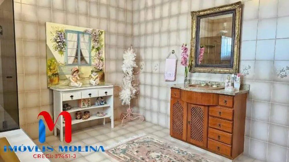 Sobrado, 5 quartos, 761 m² - Foto 1