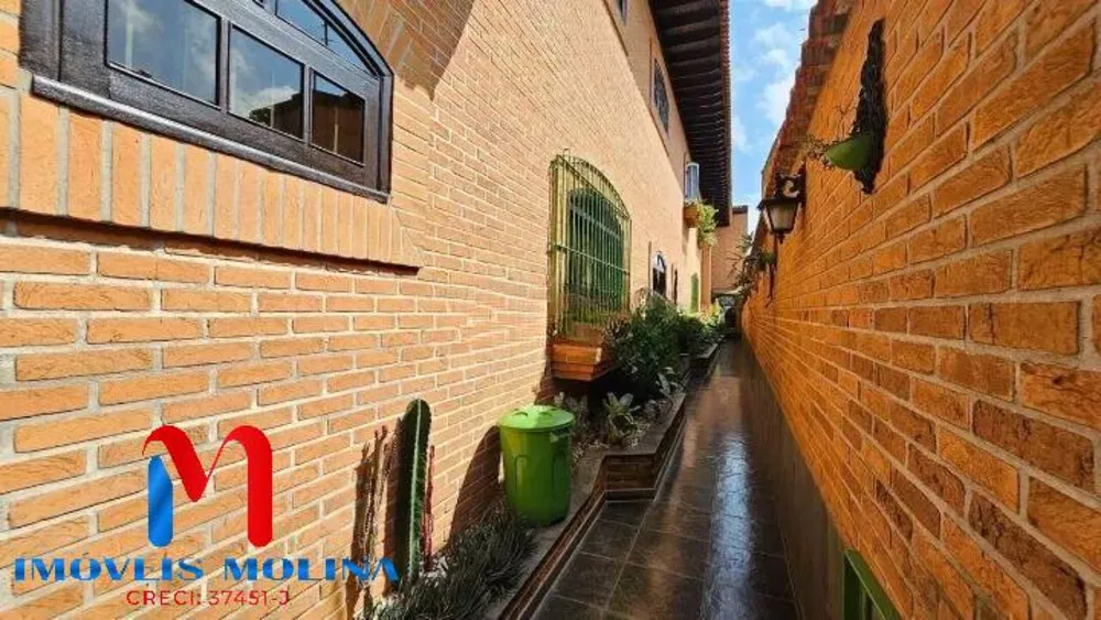Sobrado, 5 quartos, 761 m² - Foto 1