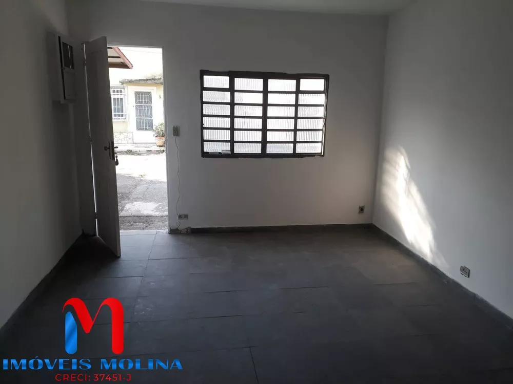 Casa à venda com 2 quartos, 105m² - Foto 2