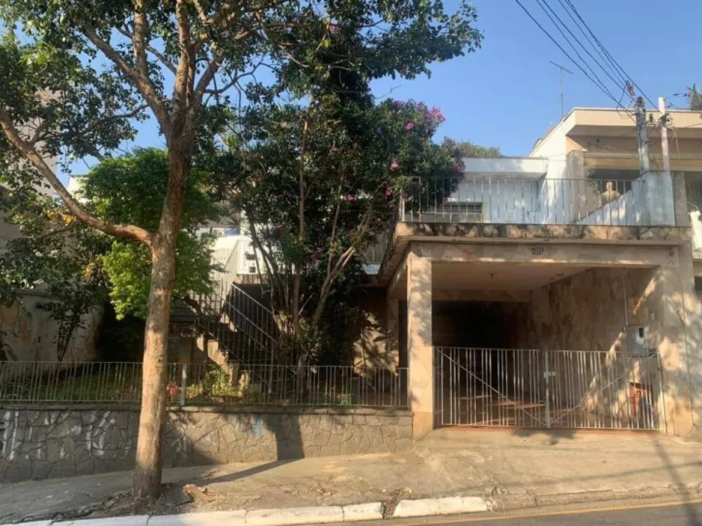 Casa, 3 quartos, 261 m² - Foto 1