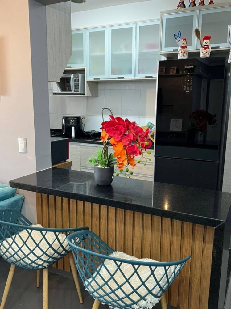 Apartamento à venda com 2 quartos, 68m² - Foto 2