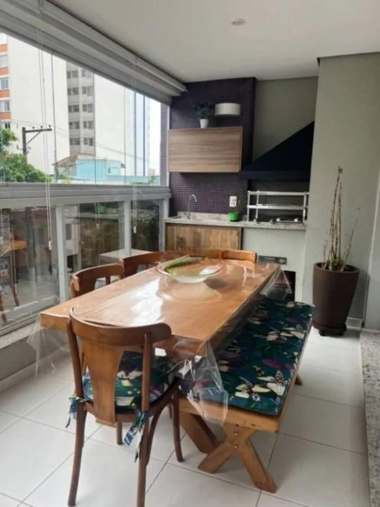 Apartamento à venda com 3 quartos, 156m² - Foto 1