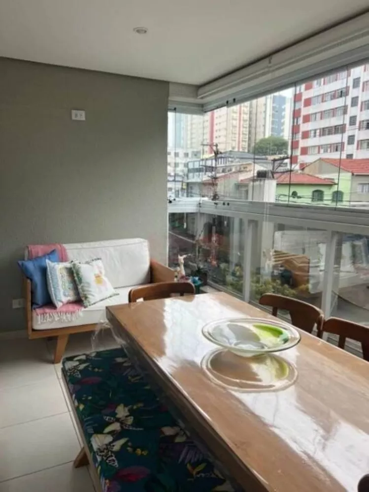 Apartamento à venda com 3 quartos, 156m² - Foto 2