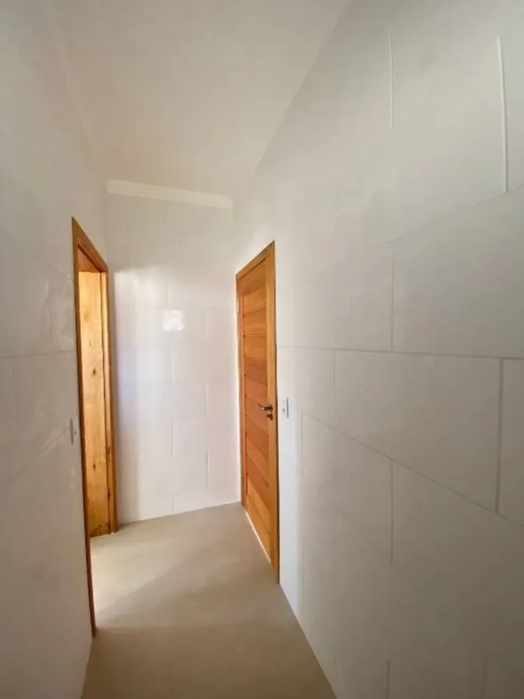Chácara, 3 quartos, 1547 m² - Foto 1
