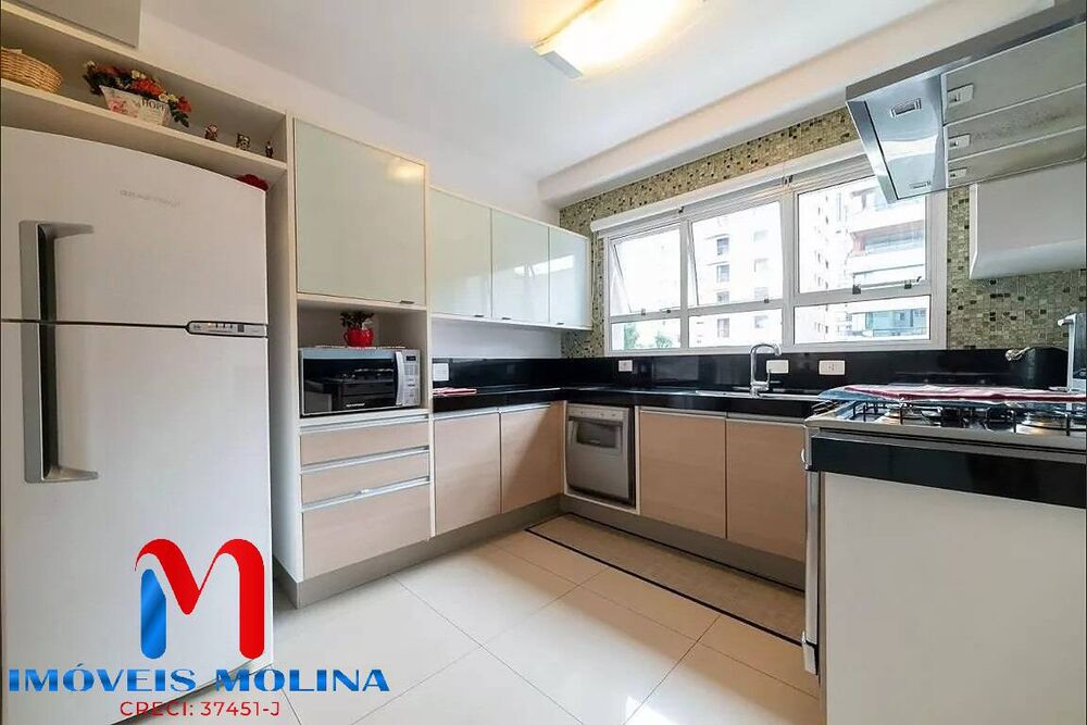 Apartamento à venda com 3 quartos, 144m² - Foto 17