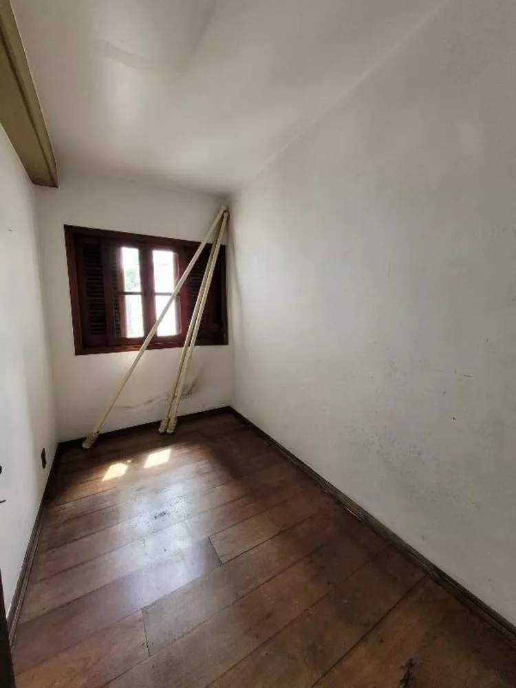 Sobrado à venda com 6 quartos, 434m² - Foto 10