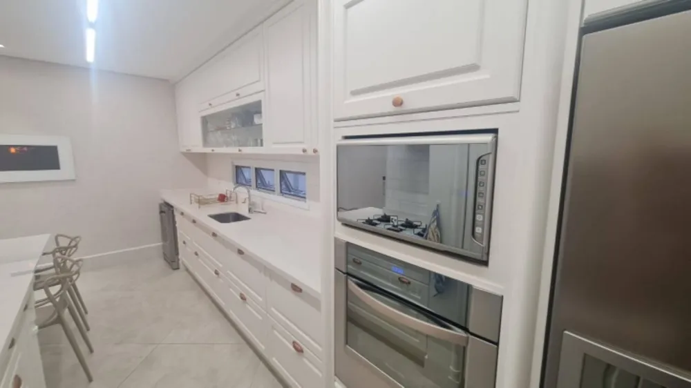 Sobrado, 4 quartos, 500 m² - Foto 1