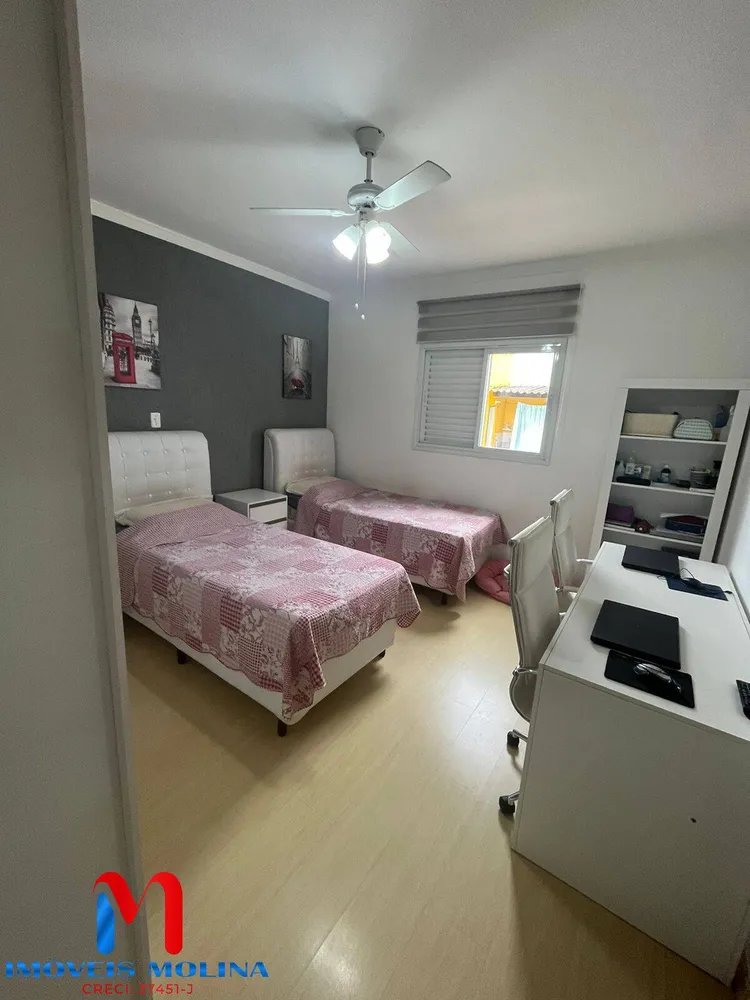 Casa, 3 quartos, 232 m² - Foto 4