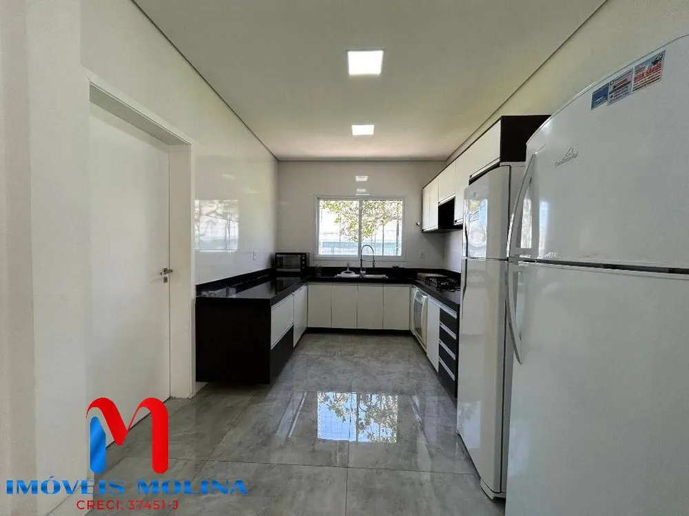 Casa, 7 quartos, 628 m² - Foto 9