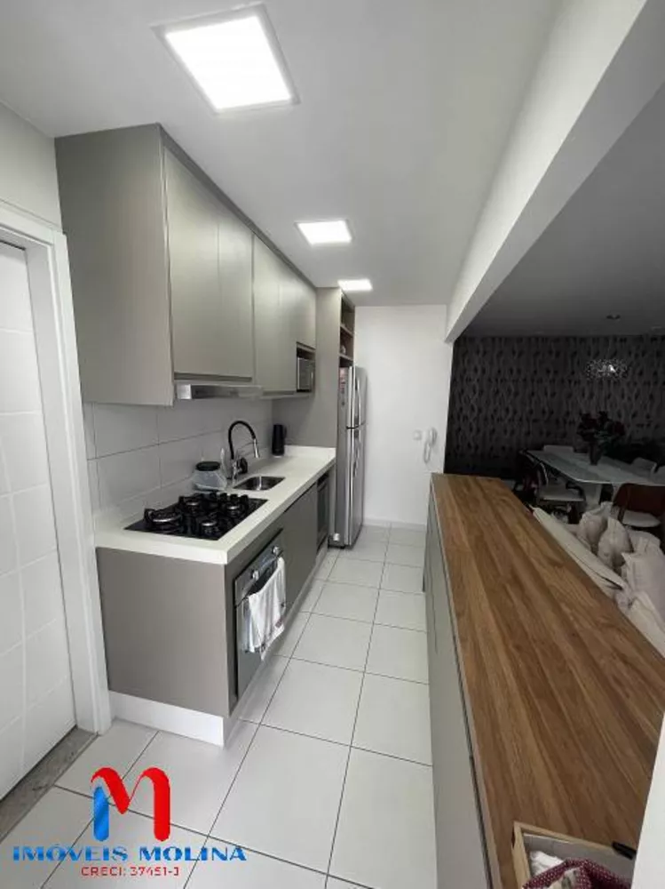 Apartamento à venda com 3 quartos, 88m² - Foto 2