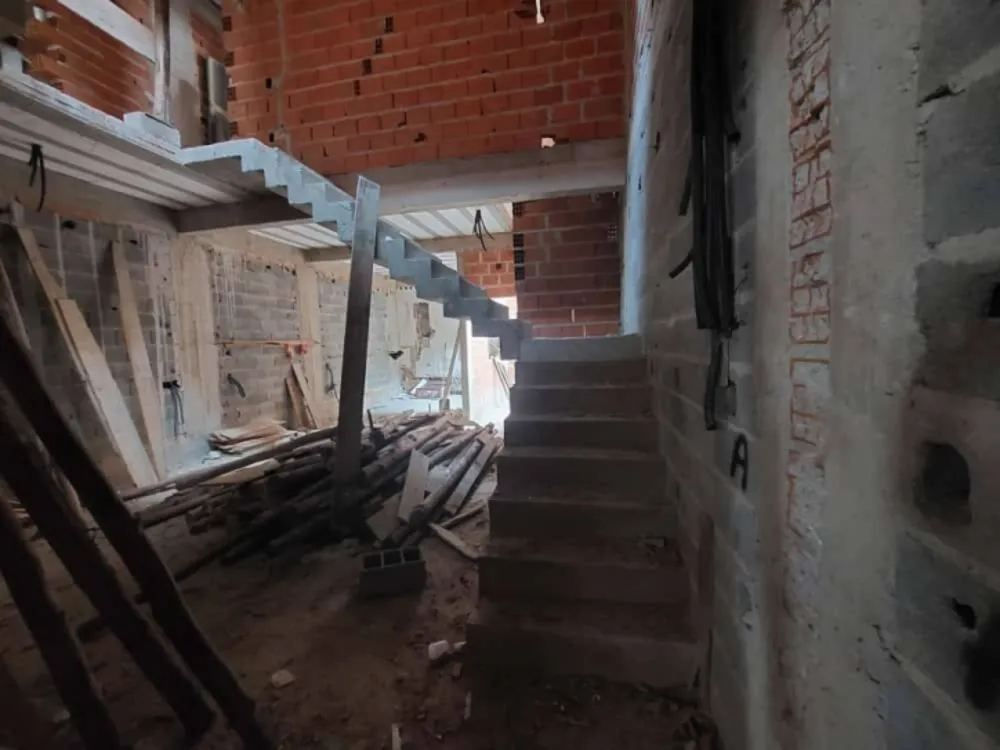 Casa, 3 quartos, 210 m² - Foto 4