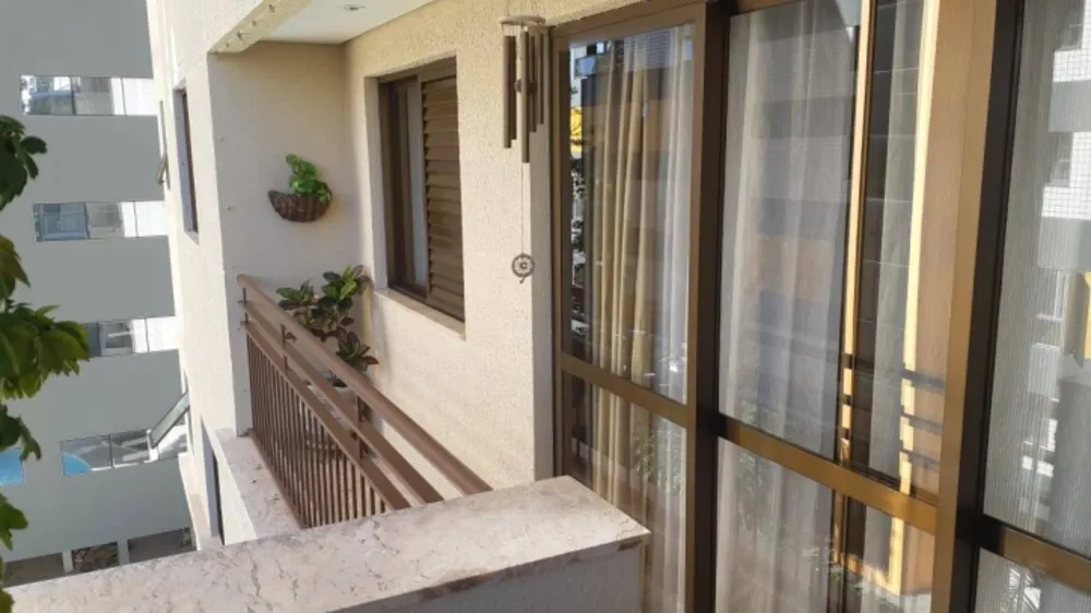 Apartamento, 3 quartos, 122 m² - Foto 2