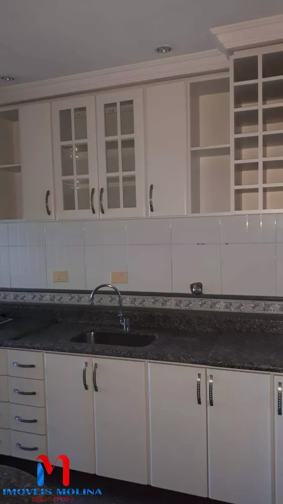 Apartamento à venda com 2 quartos, 100m² - Foto 2