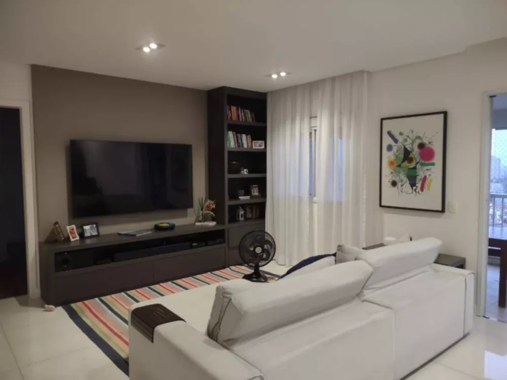 Apartamento à venda com 3 quartos, 142m² - Foto 6