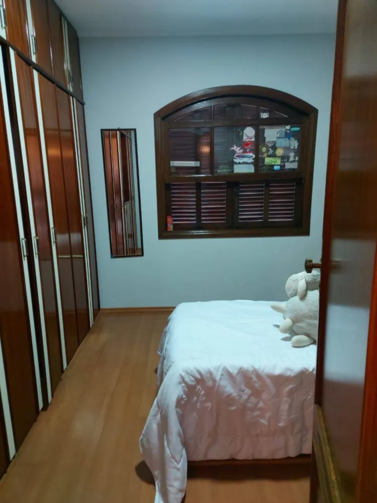 Sobrado, 10 quartos, 200 m² - Foto 4