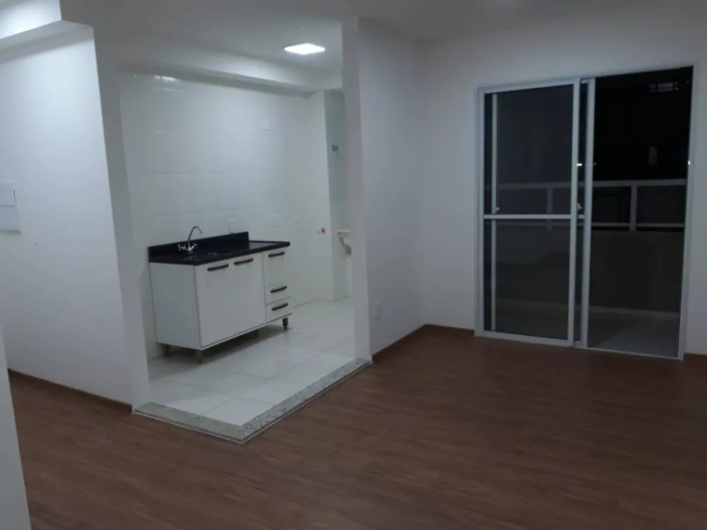 Apartamento à venda com 2 quartos, 50m² - Foto 2