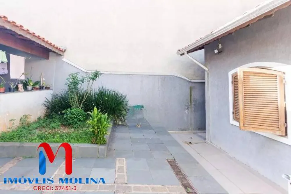 Casa, 3 quartos, 240 m² - Foto 1