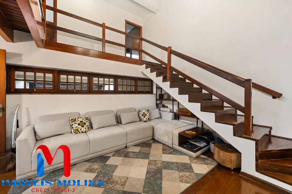 Sobrado, 4 quartos, 240 m² - Foto 1