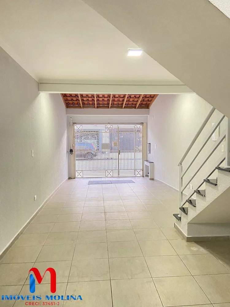 Casa à venda com 2 quartos, 86m² - Foto 1