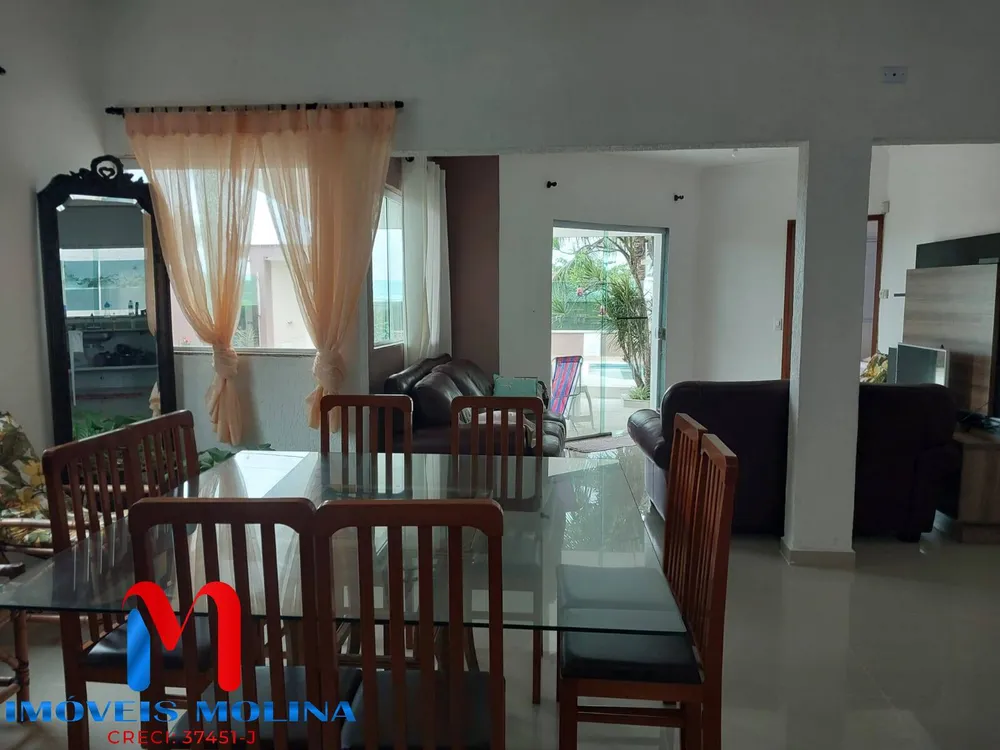 Casa, 4 quartos, 250 m² - Foto 1
