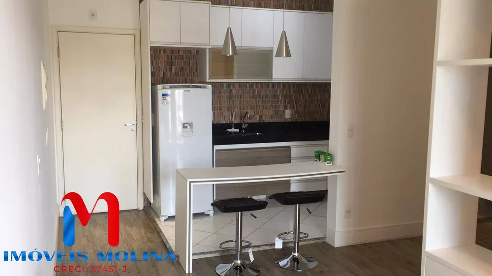 Apartamento à venda com 1 quarto, 42m² - Foto 1