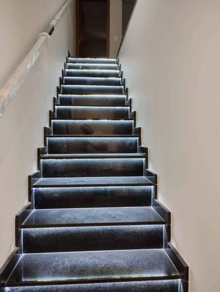 Sobrado, 3 quartos, 166 m² - Foto 2