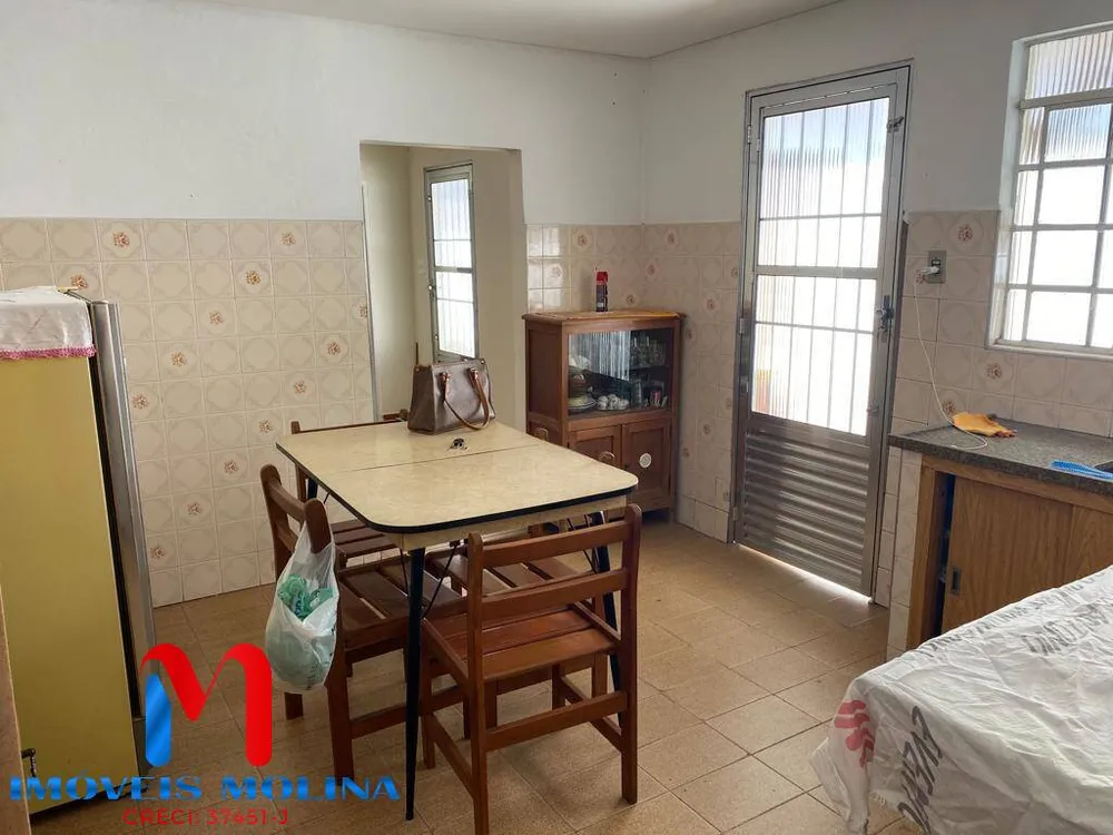Casa, 2 quartos, 258 m² - Foto 1