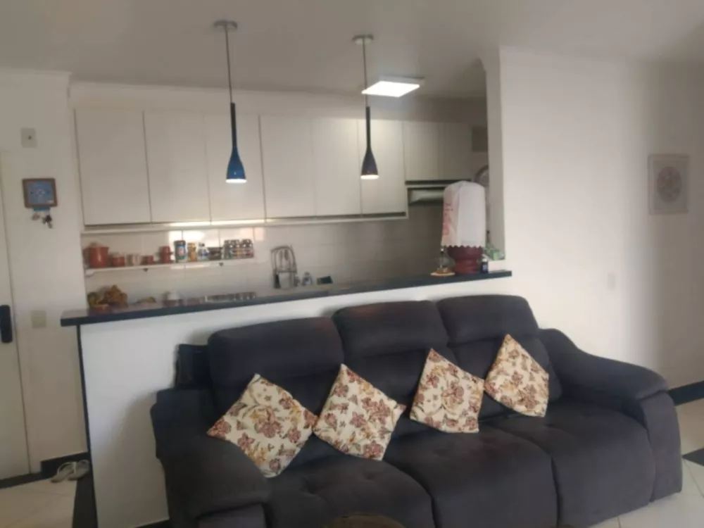 Apartamento à venda com 3 quartos, 75m² - Foto 4