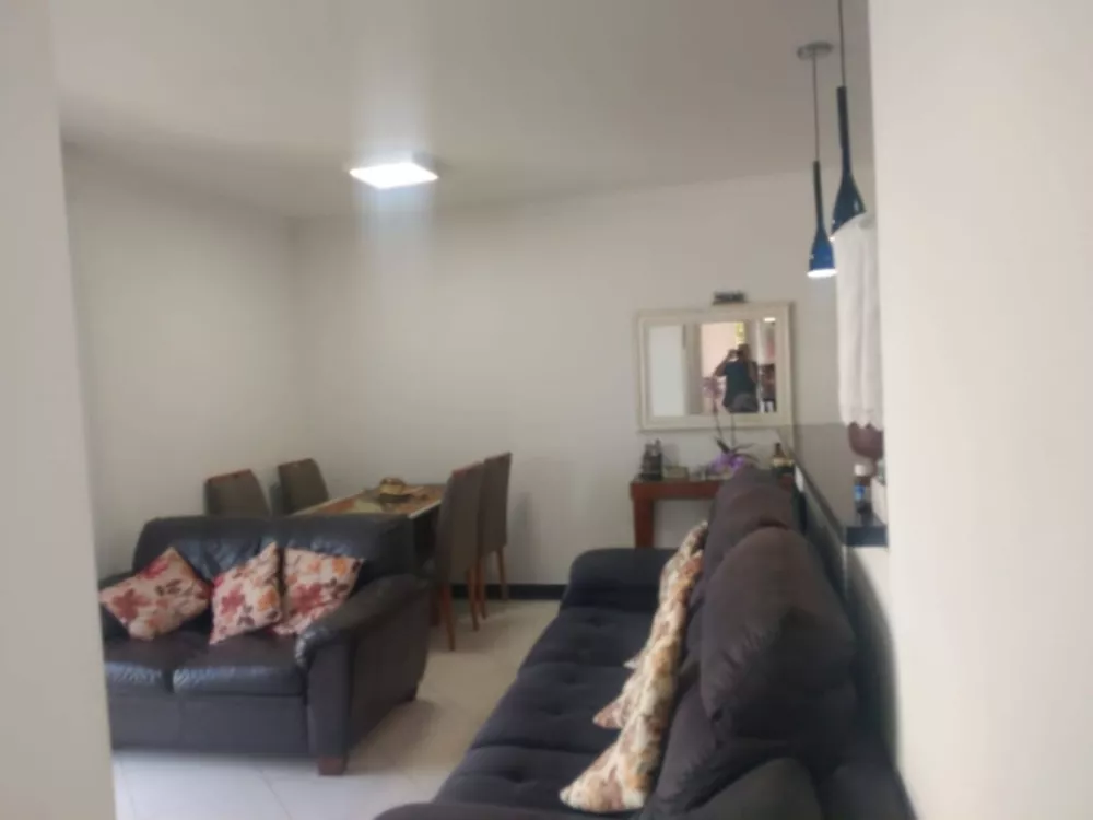 Apartamento à venda com 3 quartos, 75m² - Foto 3