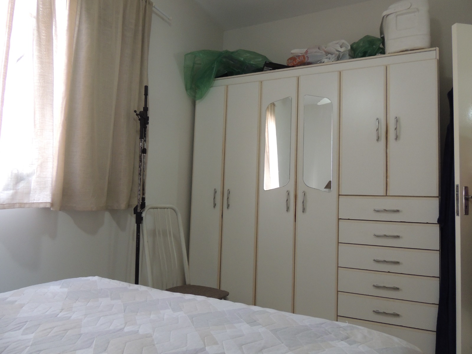 Apartamento à venda com 2 quartos, 60m² - Foto 2