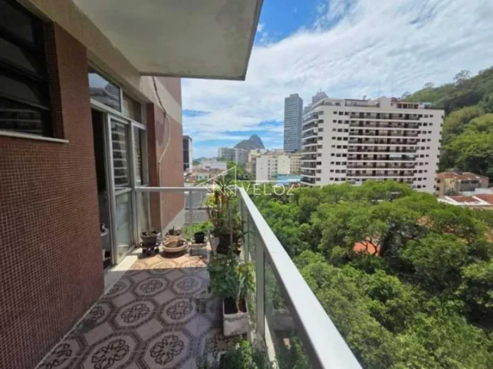 Apartamento, 3 quartos, 130 m² - Foto 2