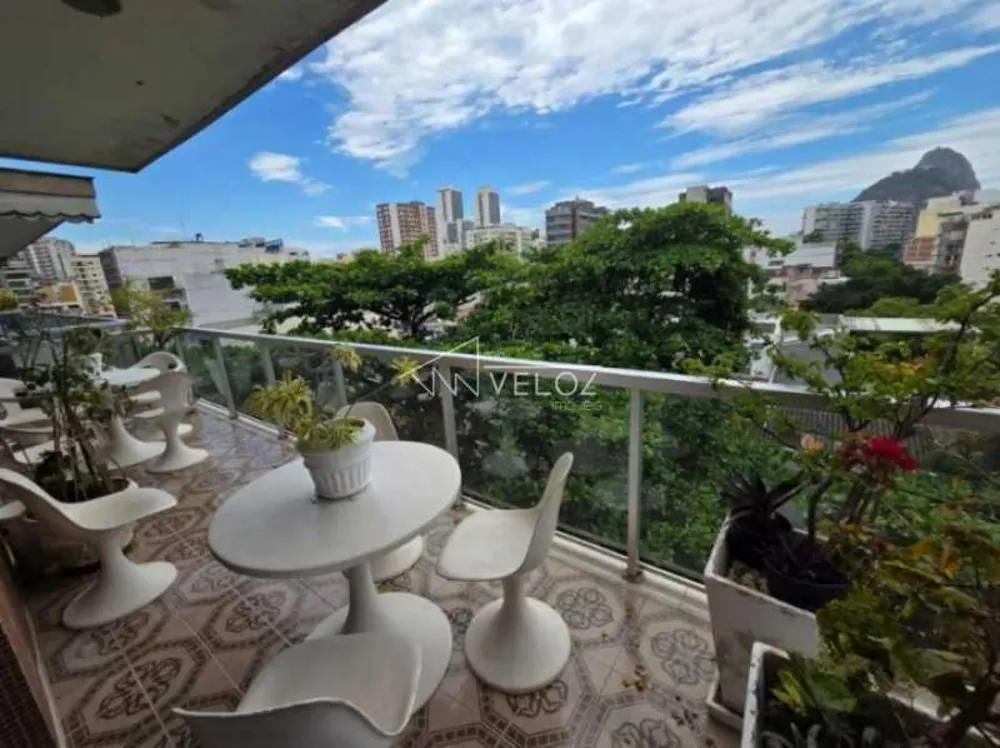 Apartamento, 3 quartos, 130 m² - Foto 1
