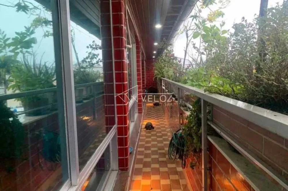 Cobertura, 3 quartos, 310 m² - Foto 1