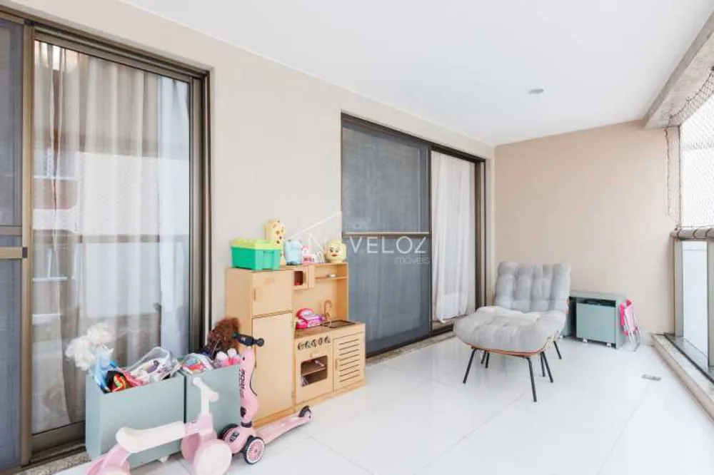 Cobertura, 3 quartos, 252 m² - Foto 17