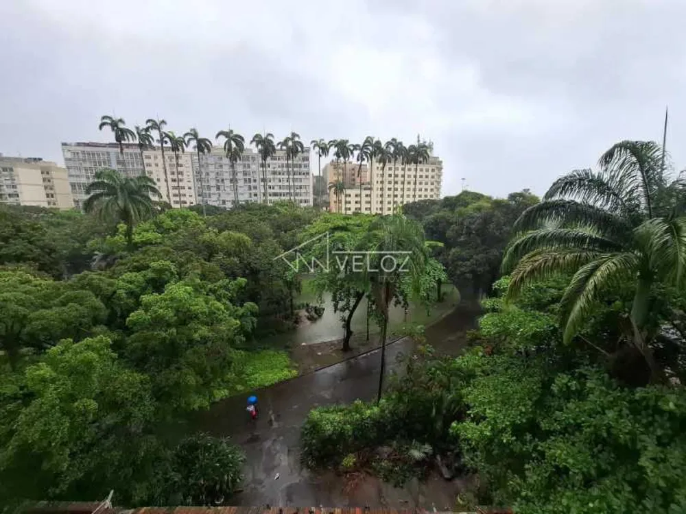 Apartamento, 3 quartos, 169 m² - Foto 2