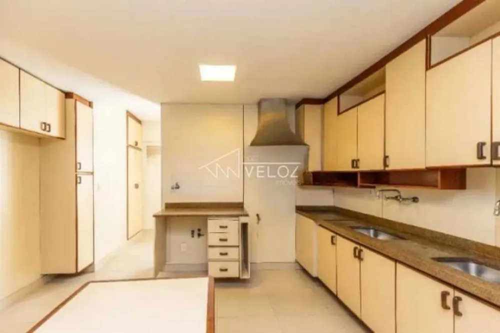 Apartamento, 4 quartos, 220 m² - Foto 2