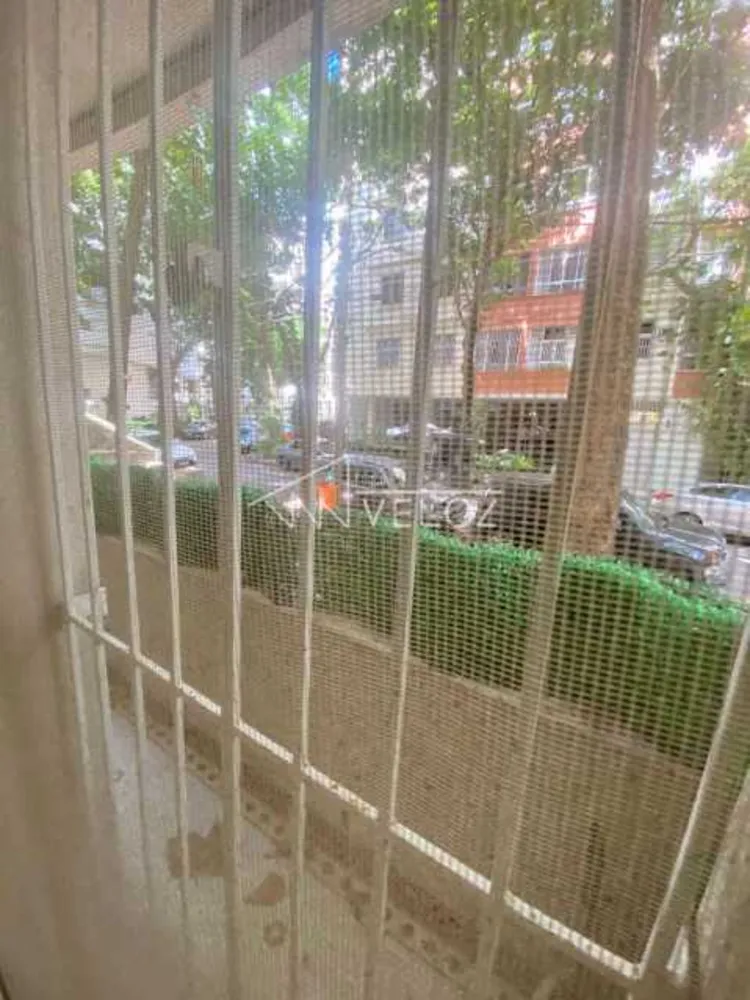 Apartamento, 3 quartos, 200 m² - Foto 1