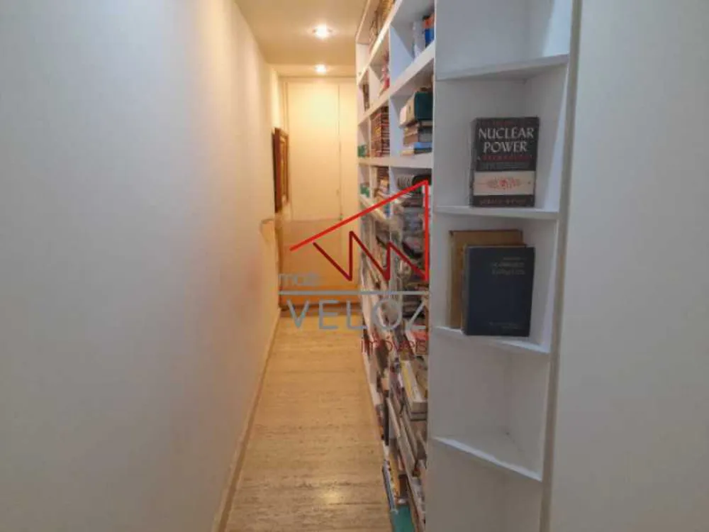 Apartamento, 3 quartos, 240 m² - Foto 1