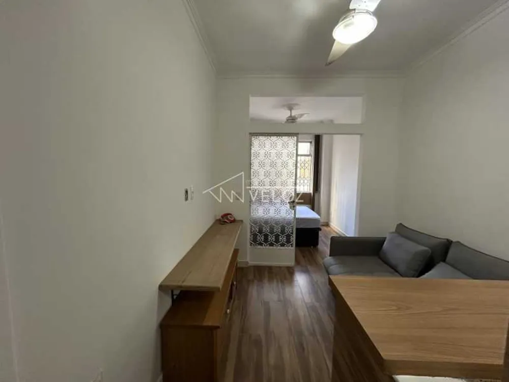 Apartamento, 1 quarto, 27 m² - Foto 1