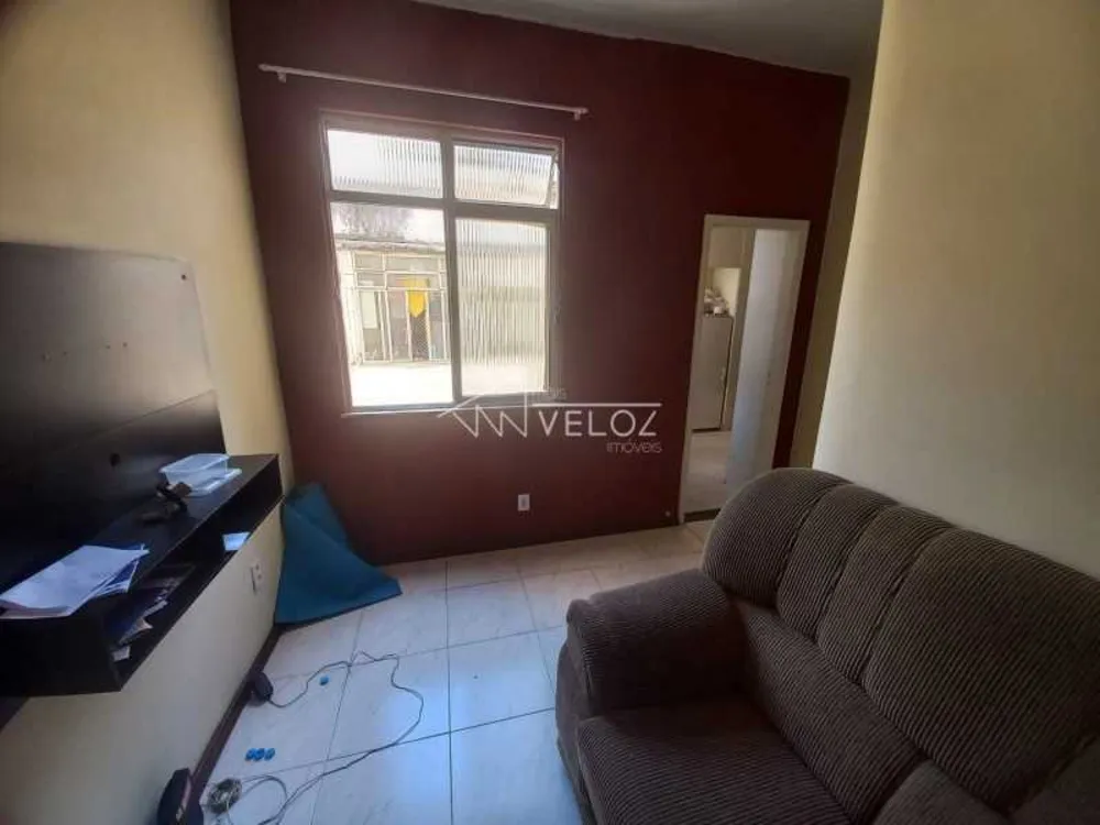 Apartamento, 1 quarto, 29 m² - Foto 2