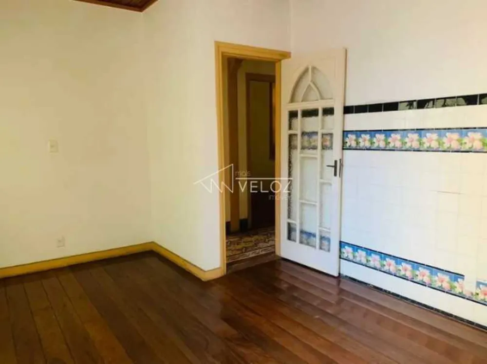 Apartamento, 4 quartos, 250 m² - Foto 4