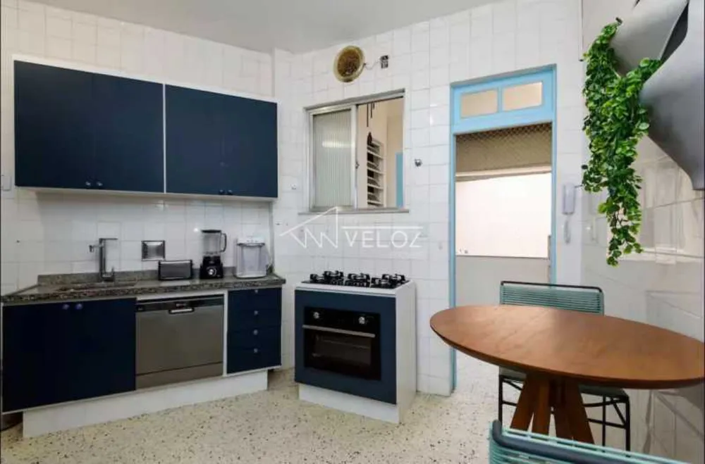 Apartamento, 3 quartos, 147 m² - Foto 2