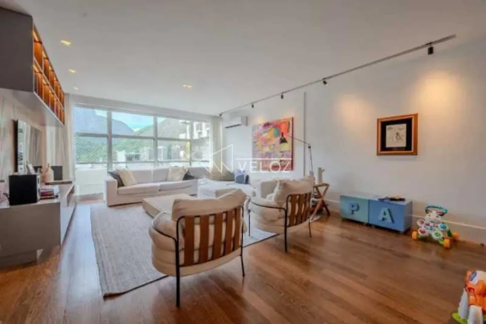 Apartamento, 3 quartos, 159 m² - Foto 1