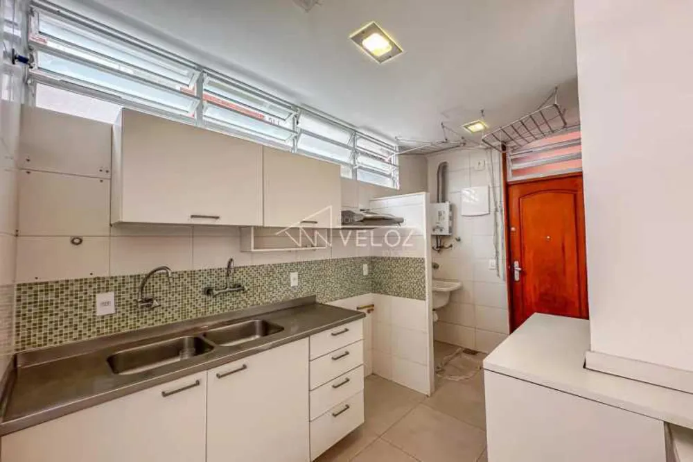 Apartamento, 3 quartos, 140 m² - Foto 2