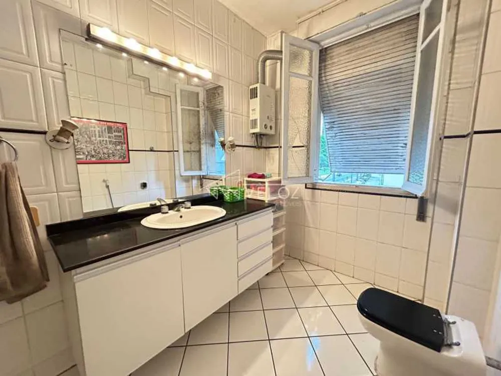 Apartamento, 3 quartos, 210 m² - Foto 1