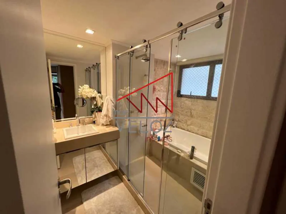 Apartamento, 4 quartos, 221 m² - Foto 1