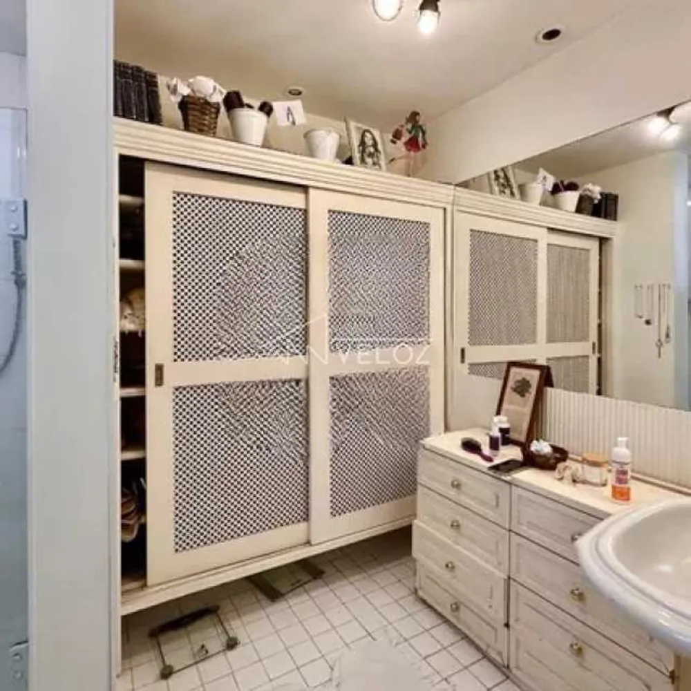Apartamento, 3 quartos, 200 m² - Foto 1