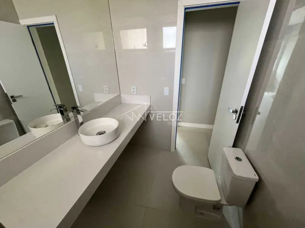 Apartamento, 3 quartos, 130 m² - Foto 1