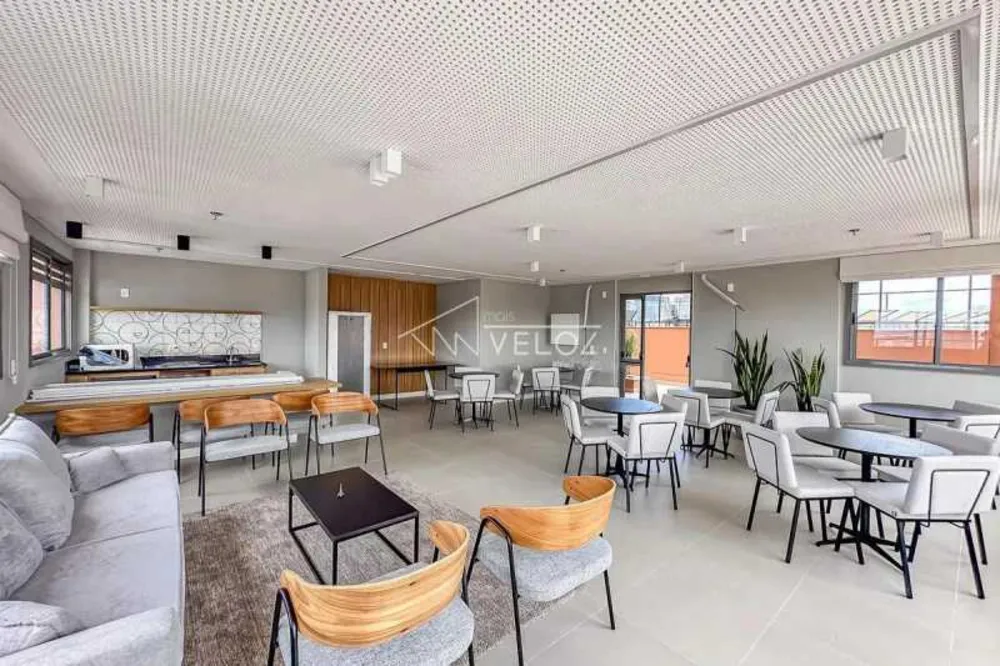 Apartamento, 1 quarto, 29 m² - Foto 2